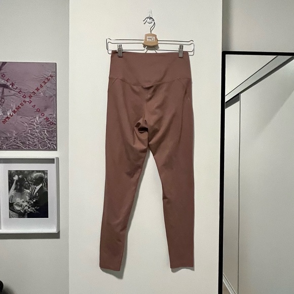 Girlfriend Collective Compressive High-rise Legging - Rose Quartz - Picture 6 of 8